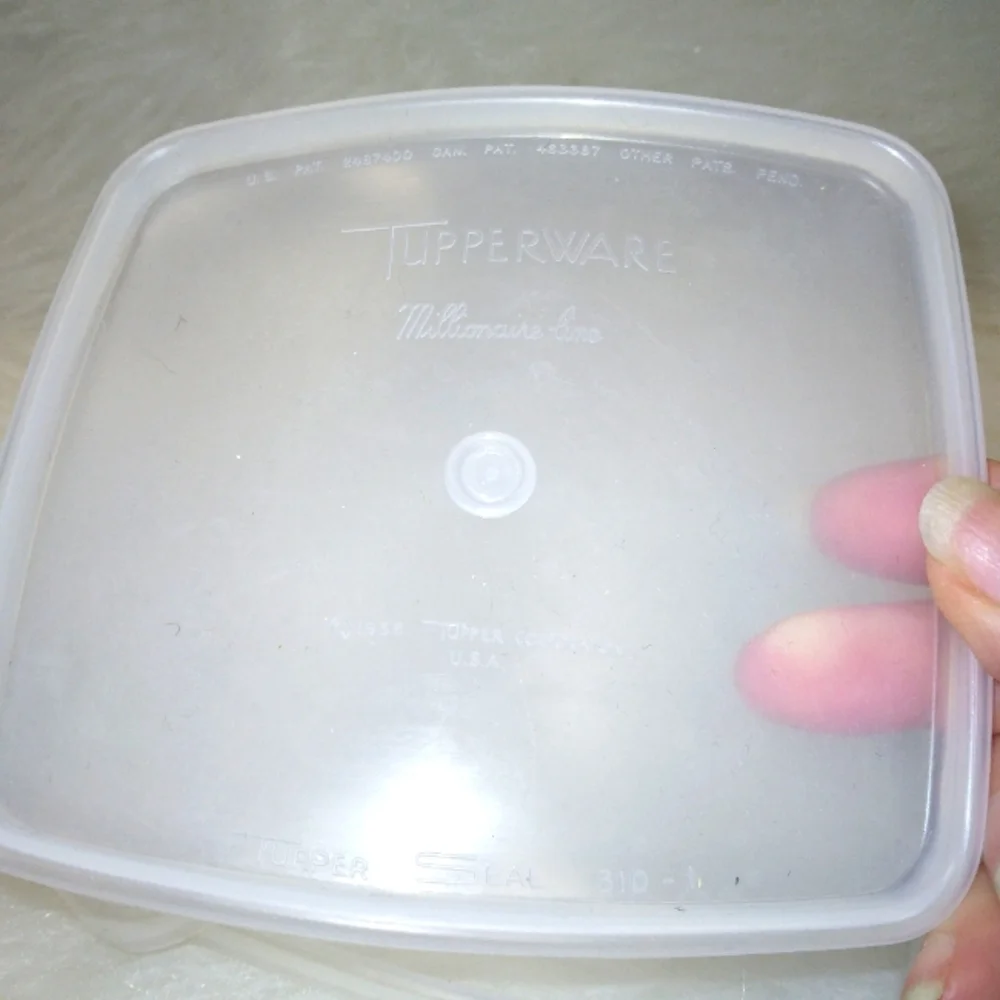 TUPPERWARE Millionaire Line Storage Container Lids 310-2, 310-1